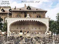 Mažuranićev trg, Zgrada Kola 1910. godine